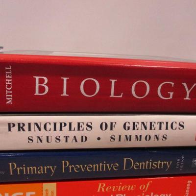 Lot 252 - Books - Pathology - Oral Histology - Physiology - Dentistry