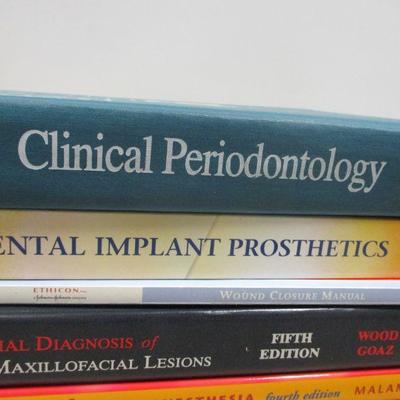 Lot 253 - Dentistry Books