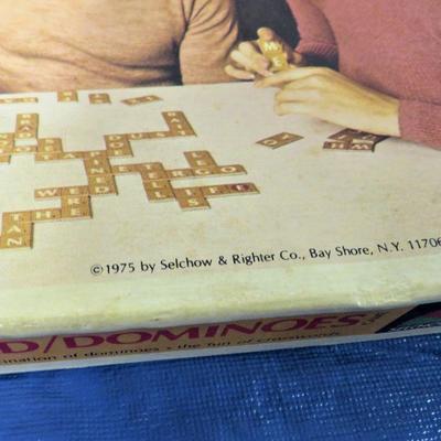 VINTAGE 1975 SCRABBLE Crossword / Dominos Board GAME