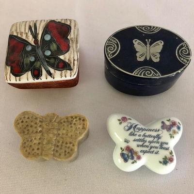 Lot 8 - Collection of Nineteen Trinket Boxes
