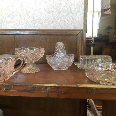Lot cut glass with butter dish