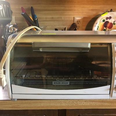 Black & Decker toaster oven