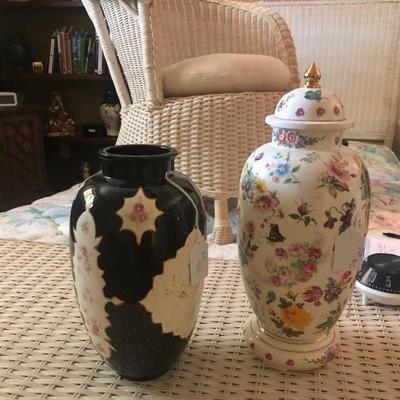 2 vases -1 with lid