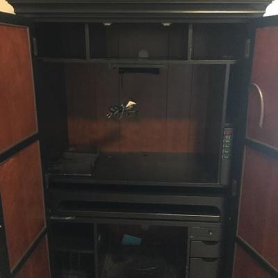 Computer armoire 