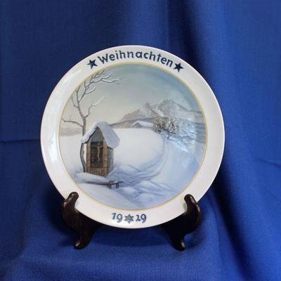 Lot 244: Heinrich Fink Rosenthal 1929 Plate  $20
