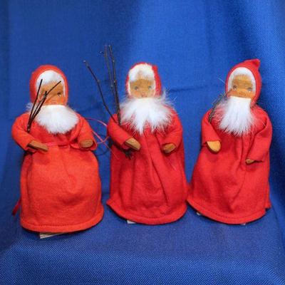 Lot251A: 3 carved wood and felt Santas with Sticks  $30