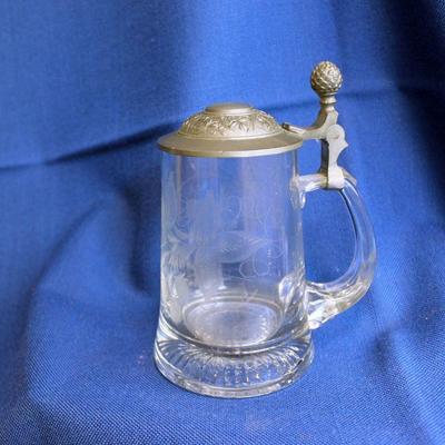 Lot 226:Strawberry Pattern Etched Glass Lidded Stein  $25