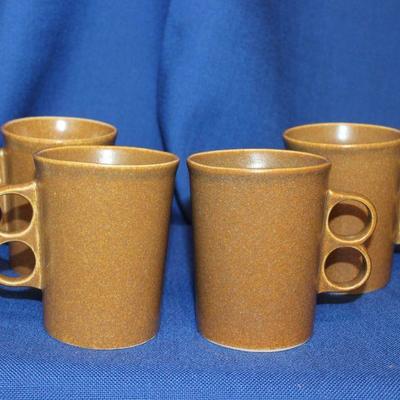 Lot 24: 4 Bennington Double Handle Mugs $30