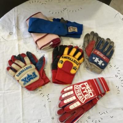 #s23.  Gloves and miscellaneous
