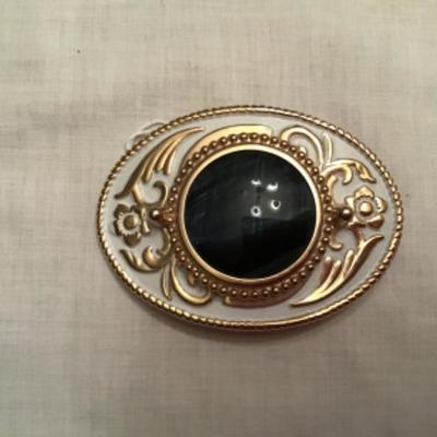 #z4.  Blue colored stone belt buckle