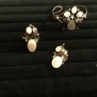 #z20.  Mother of pearl/silver bracelet, ring, pendant