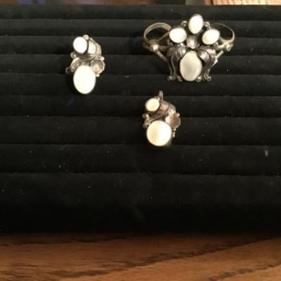 #z20.  Mother of pearl/silver bracelet, ring, pendant