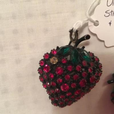 #z31.  Vintage strawberry pin and earrings