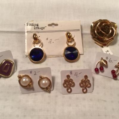 #z36.  Rose scarf pin and earrings