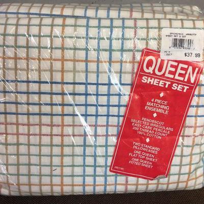 Lot #4 New Queen Size sheet set - new package  