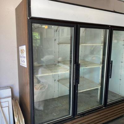 Commercial refrigerator works great 