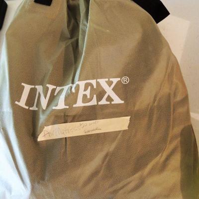 Intex SINGLE Blow-up Air Mattress