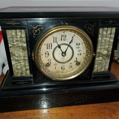 Antique Seth Thomas Adamantine 8 Day Mantle Clock ~ c.a. 1900 ~ Running Cond