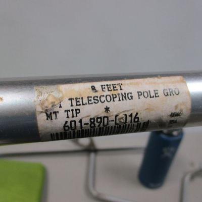 Lot 255 - Telescoping Pole - Trekker Chair - Air Pad