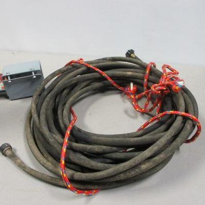 Lot 256 - Hose - Grabbit 18 Foot Pole - Mail Box Post Holder