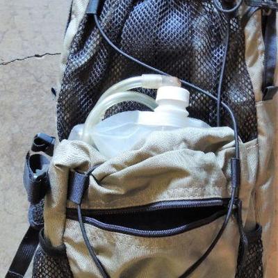 Jandd Mountaineering Water Pack with Bladder