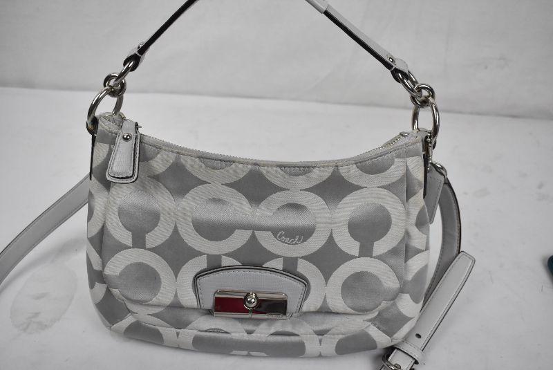 Crossbody Bags | COACH® Outlet