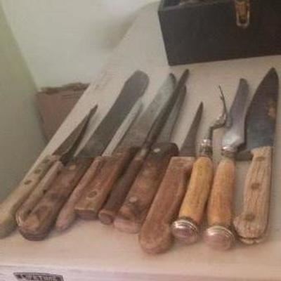 Box lot of kitchen knives and carving set