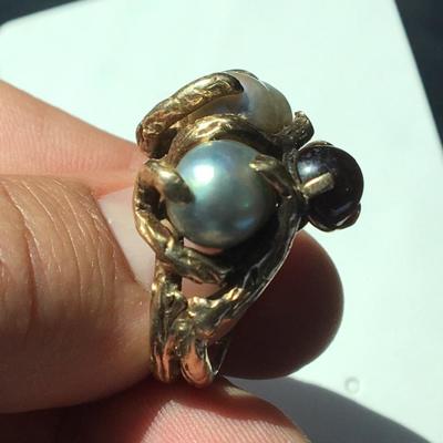 Designer 14k Gold and Pearl Ring 14 grams