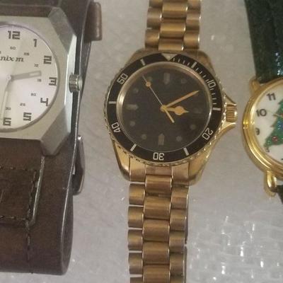 #78 Lot of various watches 