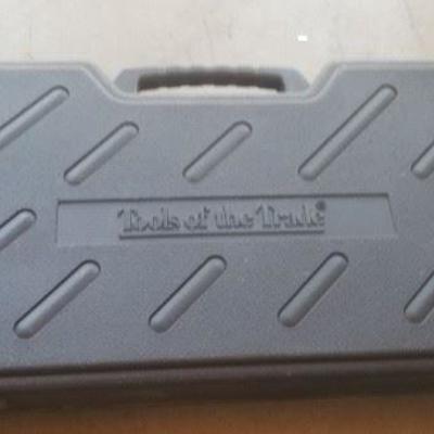 #101 Unused BBQ tool set in case 