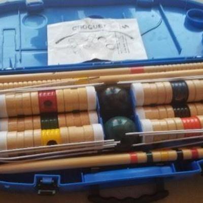 #102 Croquet set in case 
