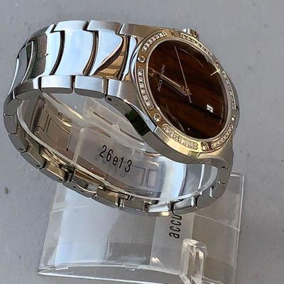 LOT 7 Men's Accutron Belize 26E13 stainless steel wrist watch 
