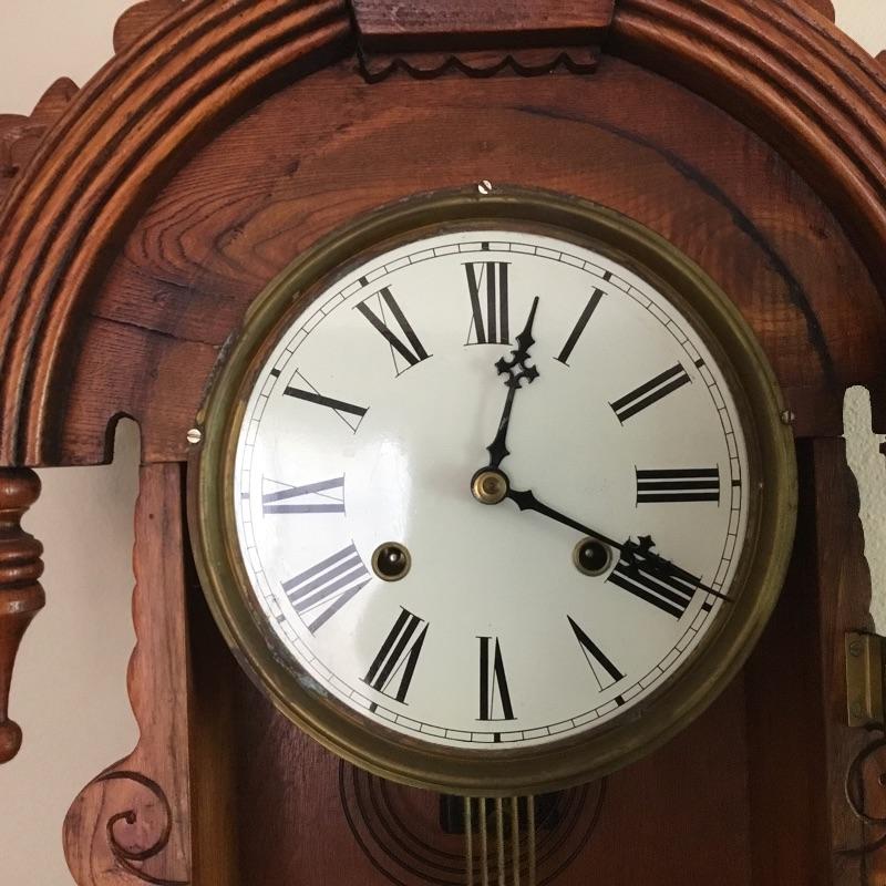 L130 Antique reproduction wall clock works.
