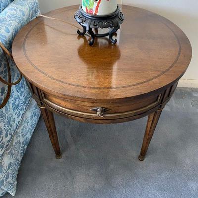 Old Colony End Table 