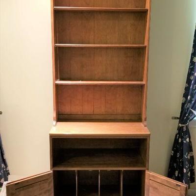 Lot #14  Ethan Allen Bookcase/Record Holder Combo - Maple