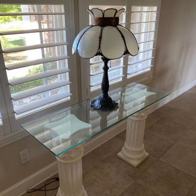 Accent glass top table w/ 2 pillars 