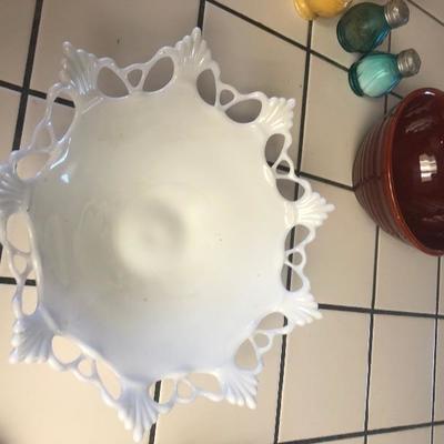 Milk Glass bowl 