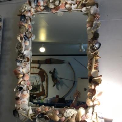 32X 23 decorative shell mirror Lot 1182