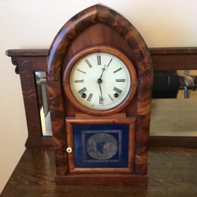 B1-105 Antique Mantel clock,