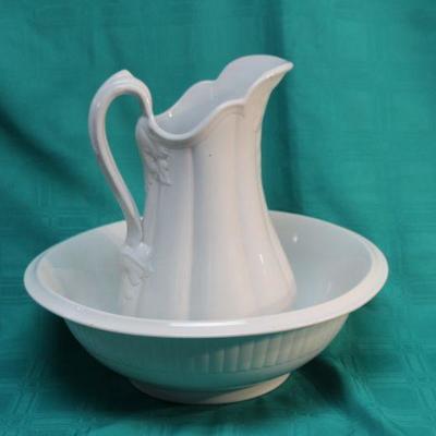 White Wash Basin with Pitcher