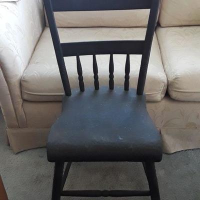 Matte Black Spindle Farmhouse Chair *No Reserve*
