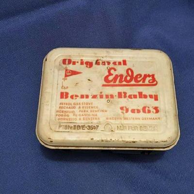 Lot 451: Enders Baby Benzin Gas Stove in white Tin