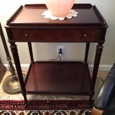 B2-102 Mahogany rolling cart