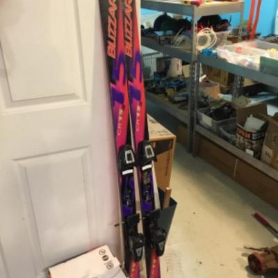 Blizzard CR 15 snow skis Lot 1349