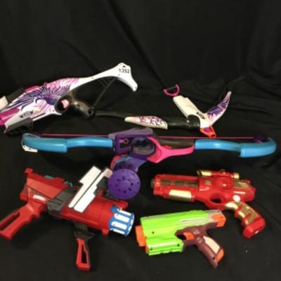 Assorted Nerf toys lots 1352