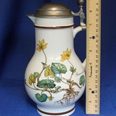 Lot 21: Villeroy and Boch Botanica Lidded Pitcher