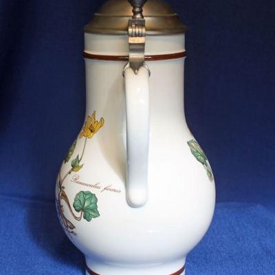 Lot 21: Villeroy and Boch Botanica Lidded Pitcher