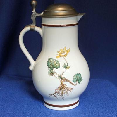 Lot 21: Villeroy and Boch Botanica Lidded Pitcher