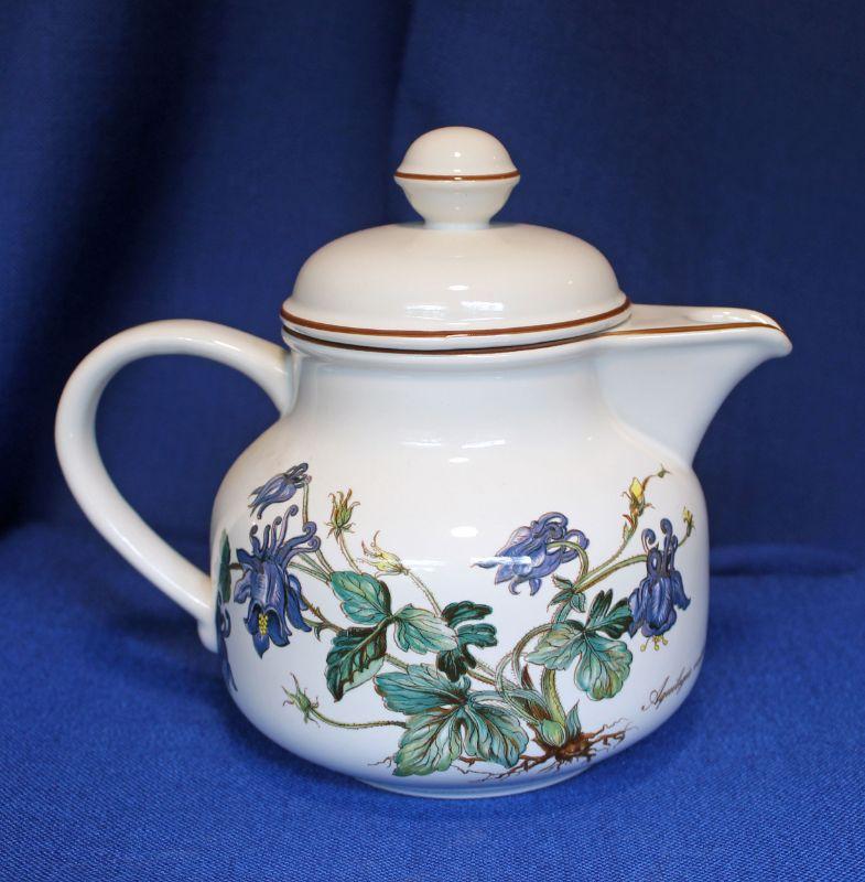 Lot 23 Villeroy and Boch Botanica Teapot