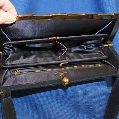 Lot 310: Vintage Bienen-Davis Black Suede Purse
